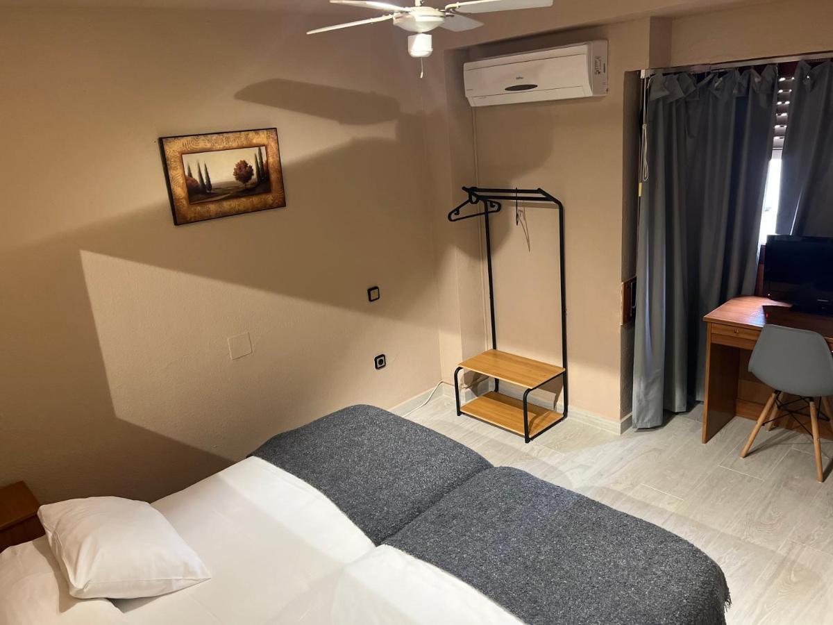 Hostal Arenal Zaragoza Eksteriør billede